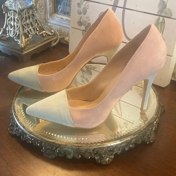 Vintage Signature Blush and Cream Dana Stiletto Heels Size 9 - Picture 12 of 15